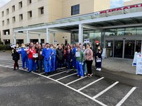 Frontline nurses at Legacy Mount Hood Medical Center in Gresham announced their intent to join the Oregon Nurses Association (ONA) March 6. Photo courtesy of the ONA.