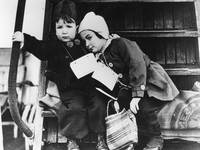 Historical photo of Kindertransport children courtesy of 1938Projekt Kindertransport.